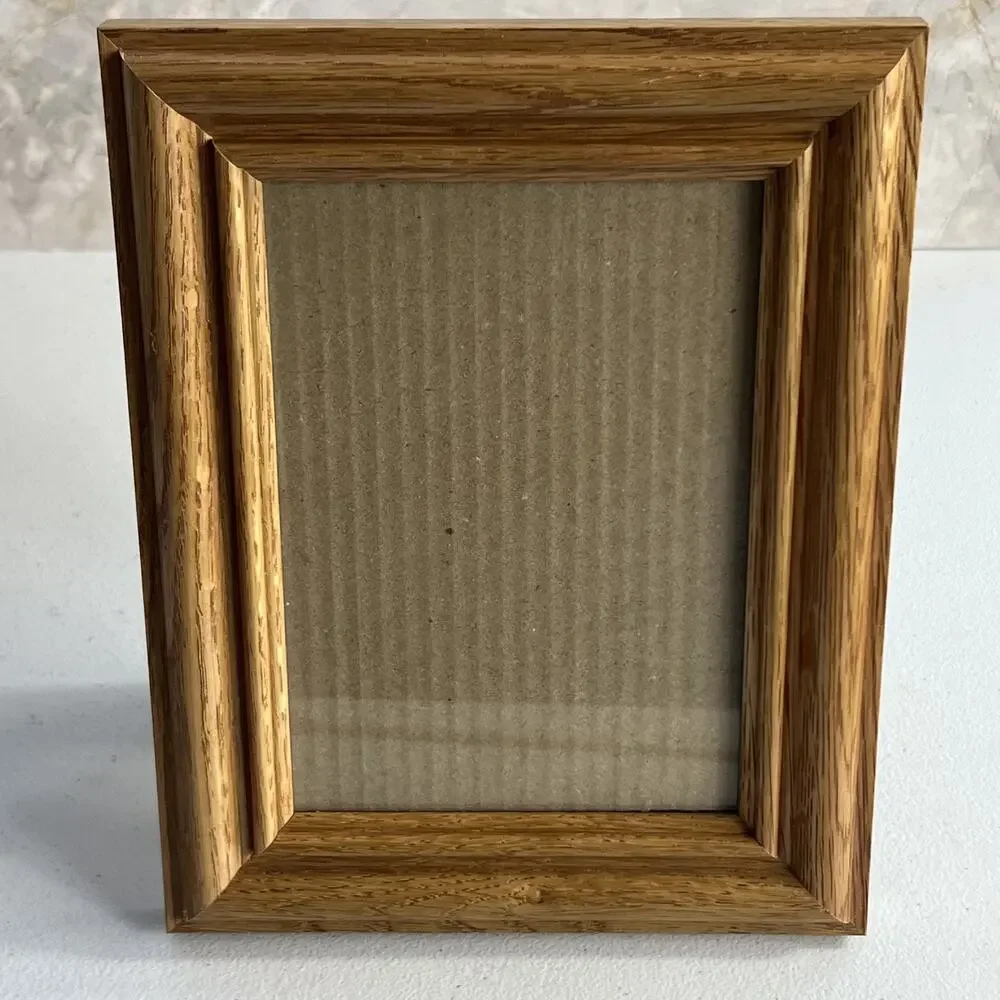 Vintage Wood Grain Picture Frame Fits 5x7 Photos